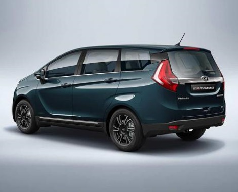 Mahindra Marazzo - 7+1Driver